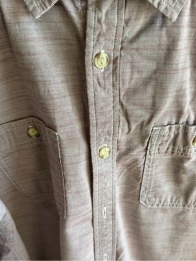 The North Face Men's Button-Down Shirt in Dusty Rose